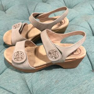 EUC DANSKO Sonnet Sandal Gray Tan with Velcro Strap - size 40